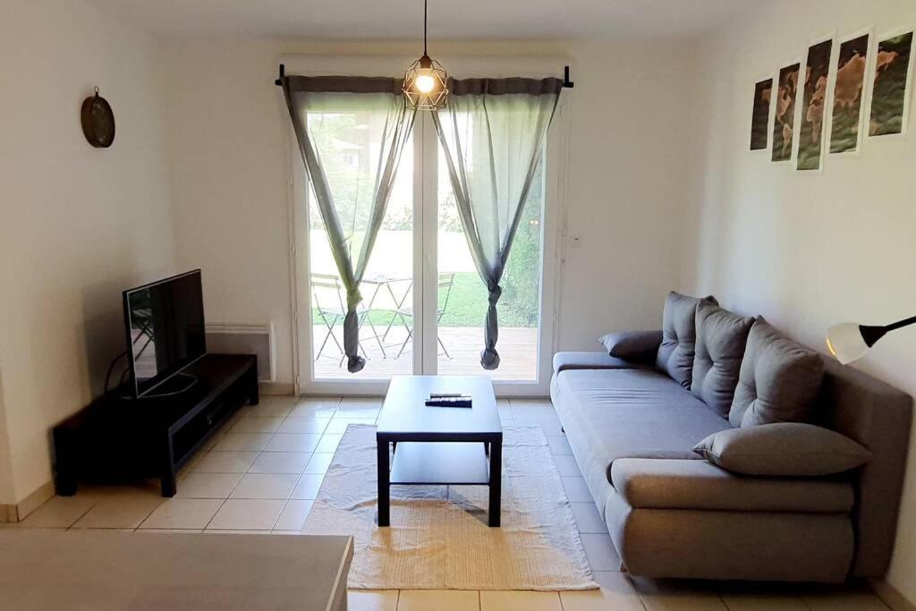 Charmant Appartement Avec Terrasse Et Jardin Au Calme Proche Bus Metro Тулуза Екстер'єр фото